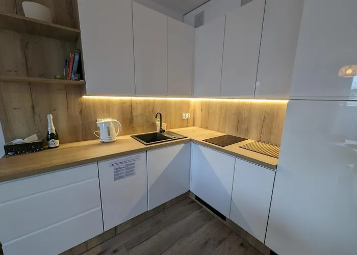 Cieplice Jadwigi 10 * Jelenia Góra