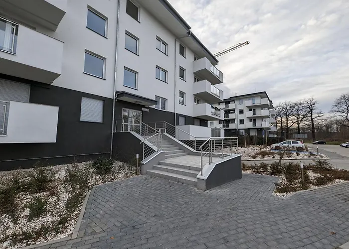 Cieplice Jadwigi 10 *